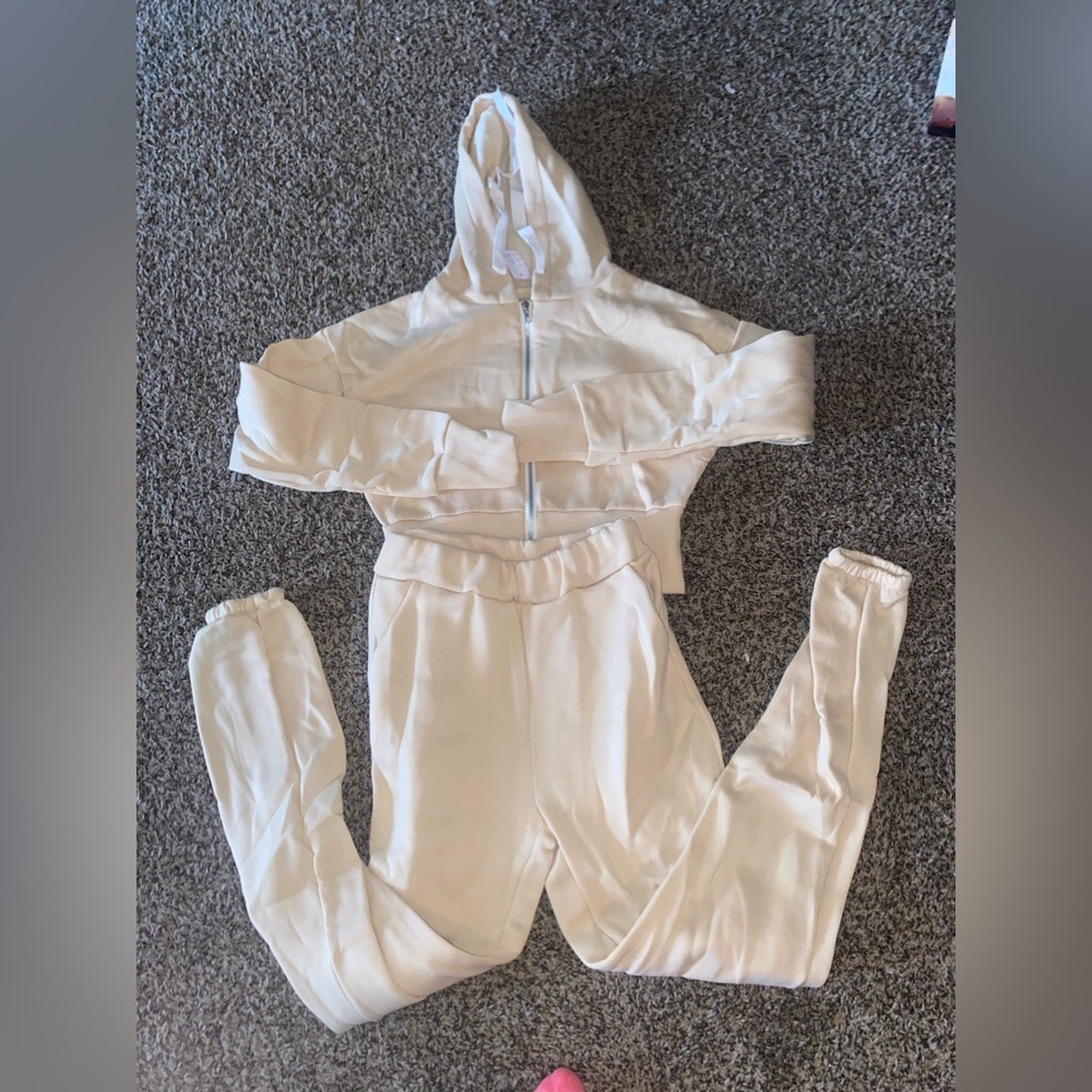 Two pc sweatsuit